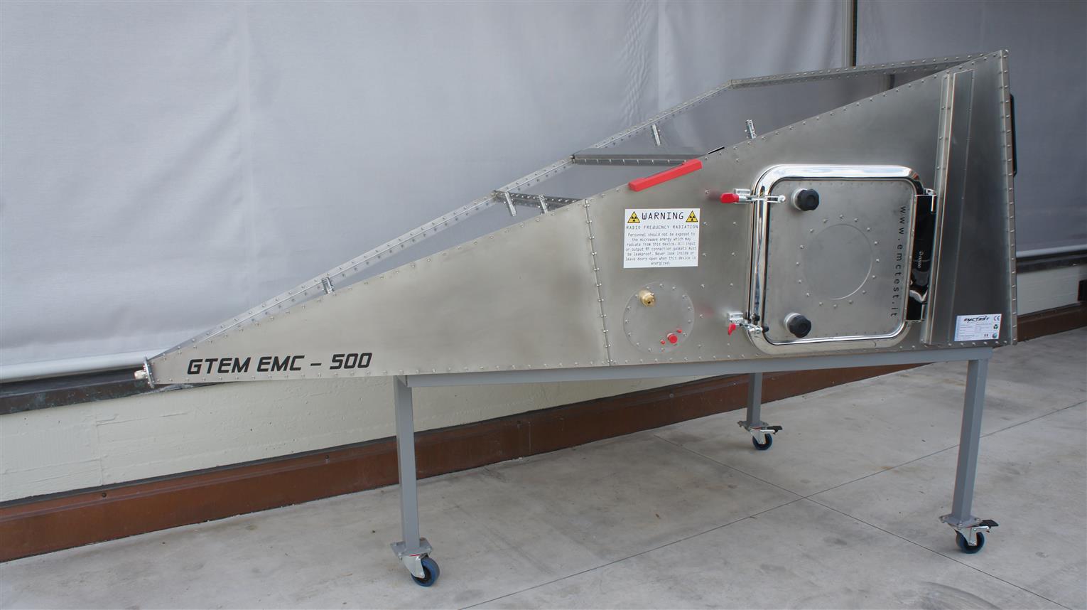 emc-gtem-500-made-in-italy-gtem-cell-stainless-steel-inox-cei-en-100KHz-20GHz-for-sale-tem-waveguide-iec-61000-4-20%20(6).JPG