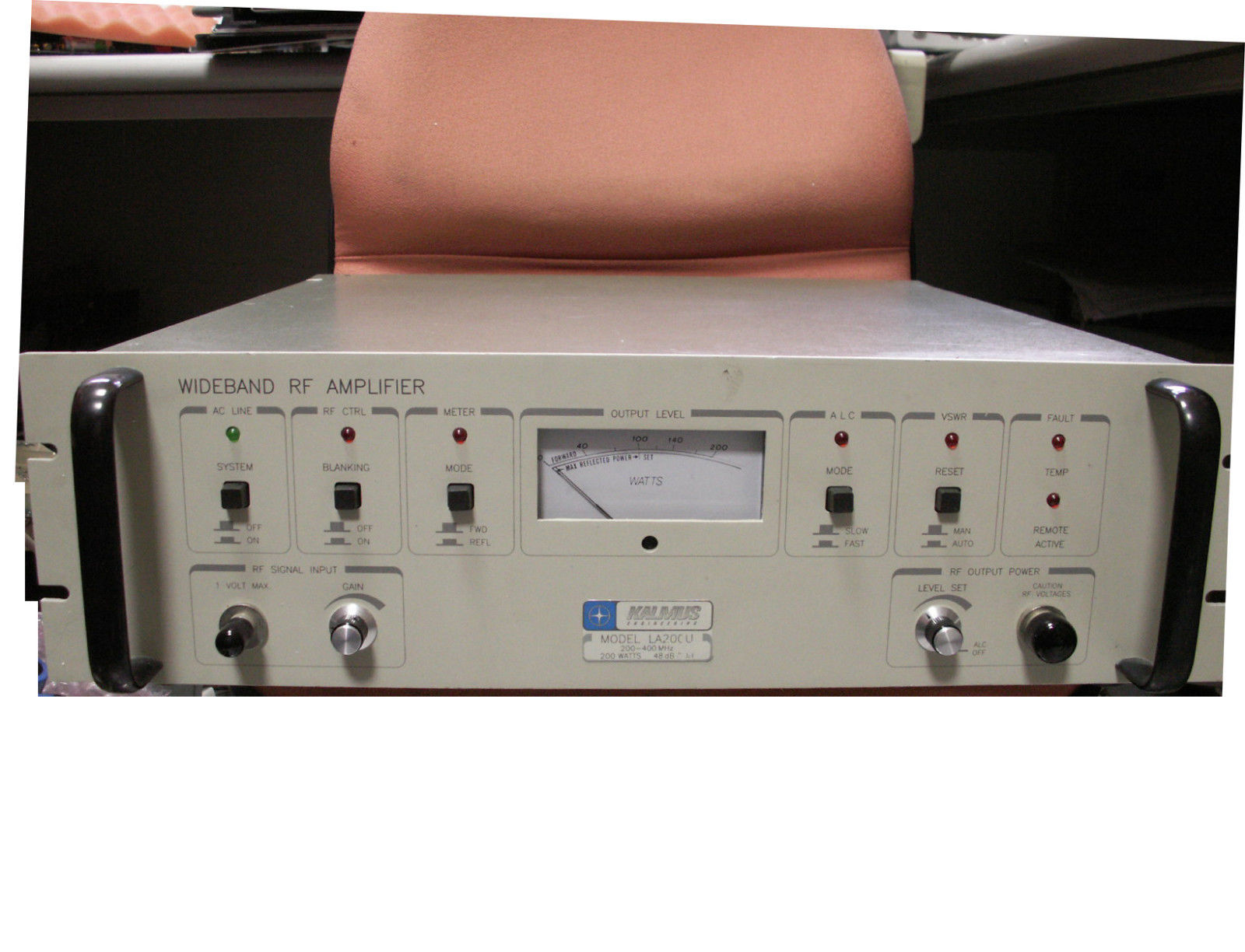 kalmus-la200u-wideband-rf-amplifier-200-400-mhz-200w-48db-0.jpg